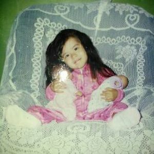 Meet your Posher, Edith